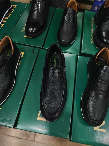 Ayaqqabılar: Kişi ayaqqabıları – klassik və gündəlik modellər Məhsul təsviri: - — 31