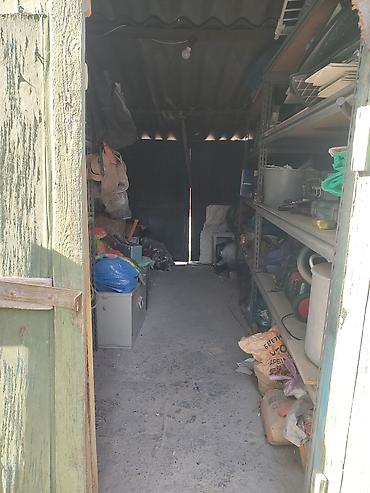 Продажа полдома: Продается пол дома в центре Рабочего Городка. Общий участок 4 сотки — 16