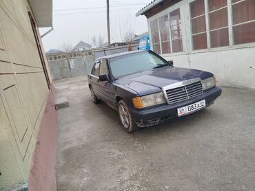 автомобили мерс: Mercedes-Benz 190: 1990 г., 1.8 л, Механика, Бензин, Седан