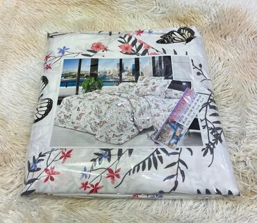 Rəflər, etajerkalar: Qızılı metal karkaslı mərmər naxışlı 2 və 3 mərtəbəli — 42