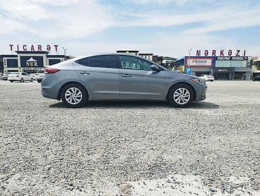 elantra 2017 gls: Hyundai Elantra: 2 l | 2017 il Sedan — 4