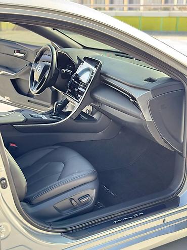 Toyota: Toyota Avalon: 2020 г., 2.5 л, Вариатор, Гибрид, Седан — 13