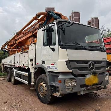 бетоные: Бетононасос, Mercedes-Benz, 2019 г., 40-60 м — 3