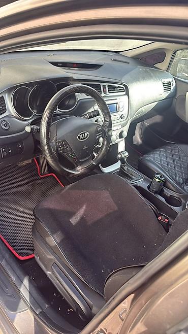 ом 613: Kia Ceed: 2014 г., 1.6 л, Автомат — 4