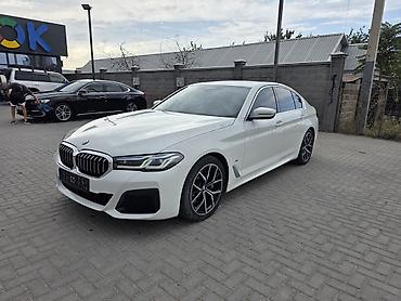 диски шины бмв: BMW 5 series: 2022 г., 2 л, Типтроник, Бензин, Седан — 1