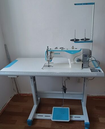 Бытовая техника: Швейная машина Jack, Автомат