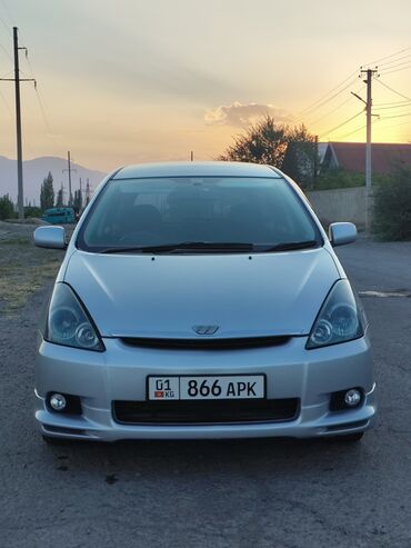 авто в рассрочку от хозяина бу: Toyota WISH: 2003 г., 1.8 л, Автомат, Бензин, Вэн/Минивэн