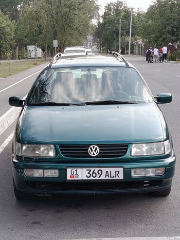 продаю или меняю с доплатой мне: Volkswagen Passat: 1995 г., 1.8 л, Механика, Бензин, Универсал