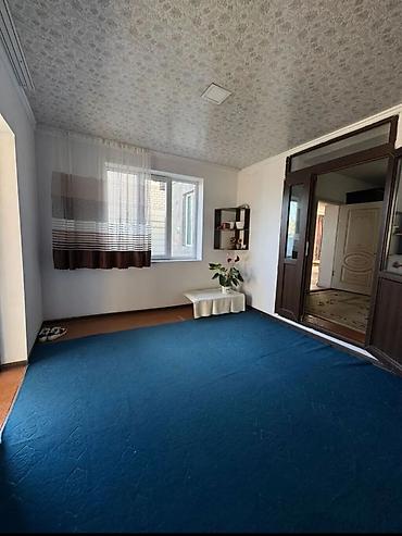 Продажа коттеджей и домов: Срочно продается большой дом 140м² в г.Бишкек ж/м Балбан таймаш 5 — 2