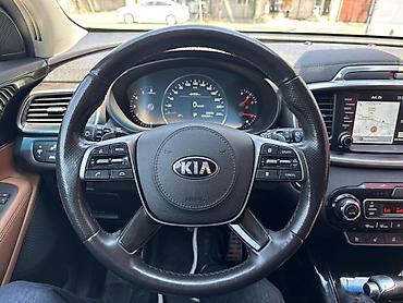 Kia: Kia Sorento: 2018 г., 2.2 л, Автомат, Бензин, Кроссовер — 18