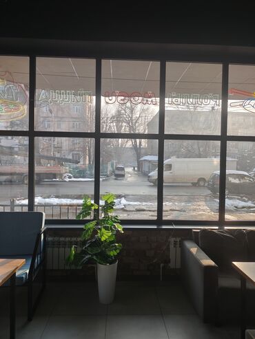 Кафе, рестораны: Продажа бизнеса Кафе, Вместе с: Оборудование и мебель — 3