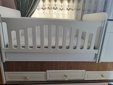 korpə beşikləri: Uşaq otağı üçün komplekt: 1) Beşik: və uşaq arabası azişlənmiş təzə — 1