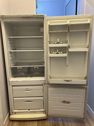 fridge: Холодильник Atlant, Б/у, Двухкамерный — 3