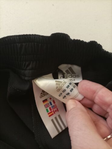 Donji deo: Adidas, M (EU 38), Jednobojni, bоја - Crna — 3