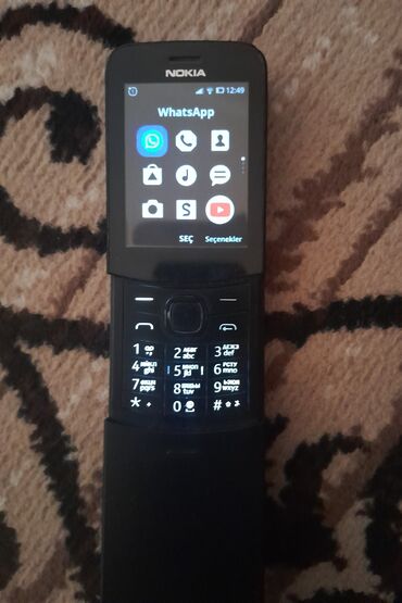 chekhol nokia lumia 520: Nokia 8000 4G, 4 GB, цвет - Черный, Кнопочный