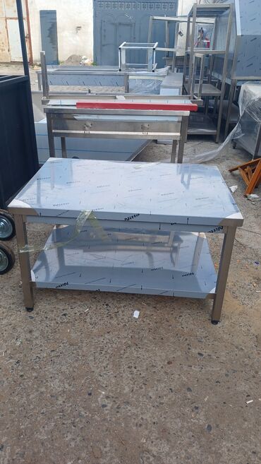 Nerjaveykalar: Məhsul: Paslanmayan poladdan istehsal olunmuş peşəkar mətbəx masaları — 5