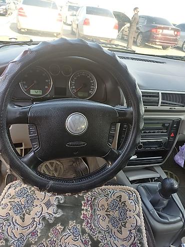 авто вариянт: Volkswagen Passat Variant: 2002 г., 2 л, Механика, Бензин, Универсал — 7
