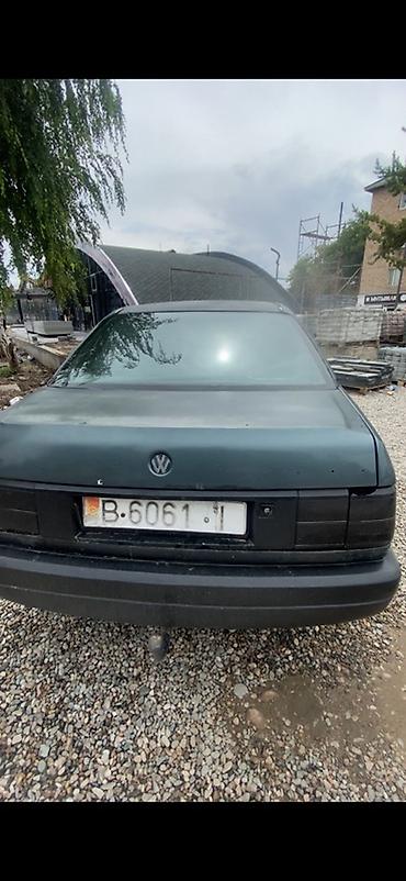 капот гольф 2: Volkswagen Passat: 1988 г., Механика, Лифтбек — 3