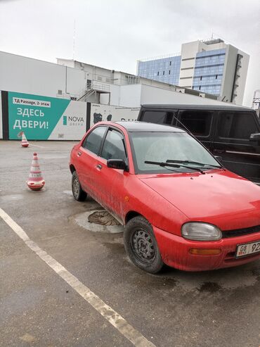 мазда акапелла: Mazda 121: 1992 г., 1.3 л, Механика, Бензин, Седан