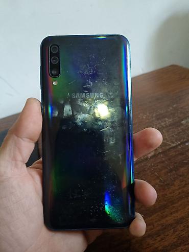 dubai variant iphone: Samsung Galaxy A50, 128 GB, Barmaq izi — 3