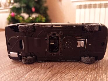 Avtomobil modelləri: Mersedes c 220 modeli kitay istehsalı 1/36 ölcüdədəir .Bu modeli Öz — 6