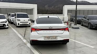 Транспорт: Hyundai Avante: 2022 г., 1.6 л, Автомат, Бензин, Седан — 7