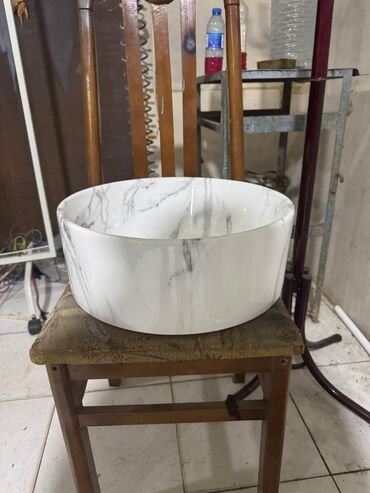 Salon masaları: Güzgüsüz -da lalafo.az — 9 Salon masaları: Güzgüsüz — 9