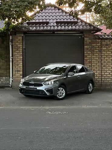 Kia Cerato: 2020 г., 1.6 л, Автомат, Бензин, Седан