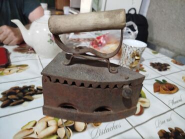 Антиквариат: Утюг чугунный. раритет.антикварный. Ташкентский ЧЛЗ
