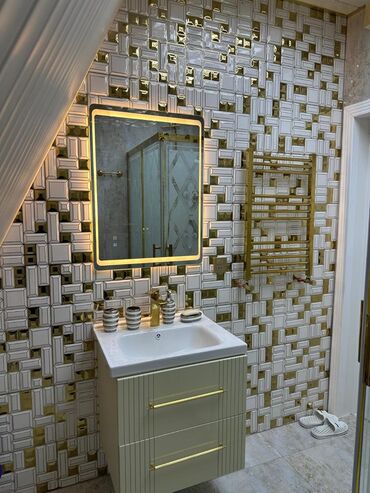 Günlük kirayə evlər: 200 kv. m, 3 otaqlı, Artezian quyusu, Kanalizasiya, Kombi — 12