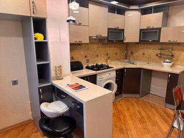 Köhnə tikili: Bakı, 8-ci mikrorayon, 3 otaqlı, Köhnə tikili, m. Azadlıq Prospekti, 80 kv. m — 11