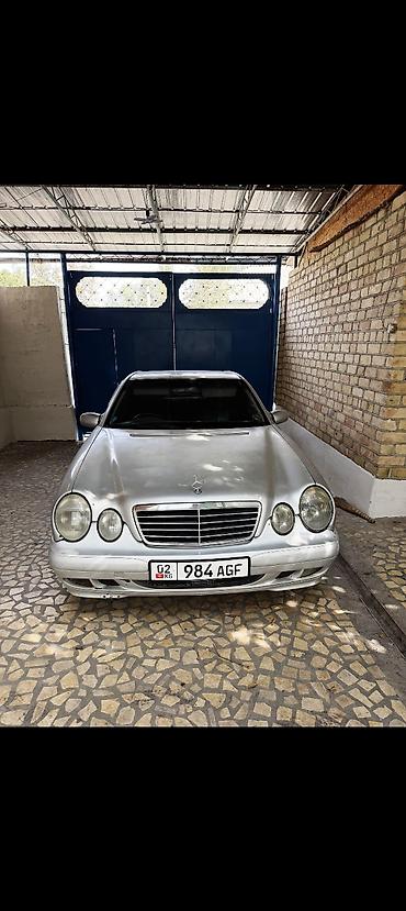 bmw i3: Mercedes-Benz E-Class: 2001 г., 2 л, Автомат, Бензин, Седан — 1