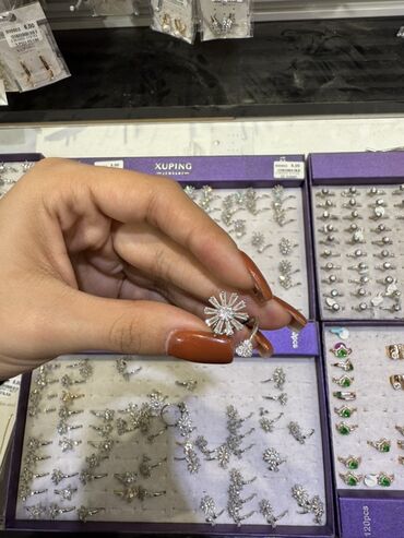 Bijuteriya dəstləri: Qadın bəzək aksesuarları – geniş seçim Məhsullar: - Qızılı tonlarda — 21