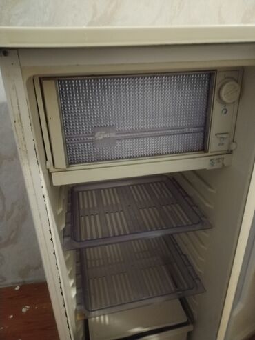 Separatorlar: 1 qapılı Elatus Soyuducu Satılır, rəng - Ağ