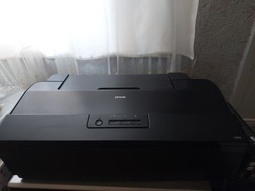 rengli printer satilir: Epson L1800
Qara rəngin çapında problem var