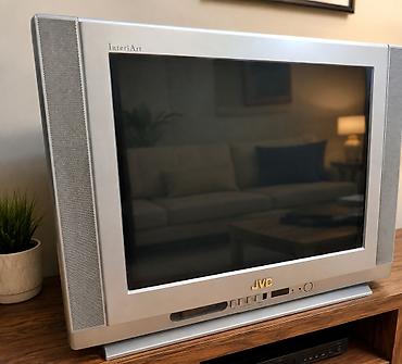 retro gramofon: İşlənmiş Televizor JVC Ünvandan götürmə — 2