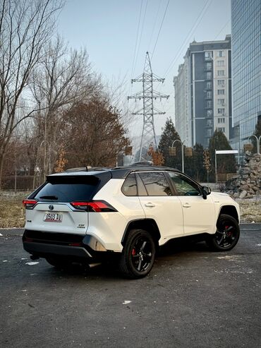 Toyota: Toyota RAV4: 2020 г., 2.5 л, Вариатор, Гибрид, Кроссовер at lalafo.kg — 2 Toyota: Toyota RAV4: 2020 г., 2.5 л, Вариатор, Гибрид, Кроссовер — 2