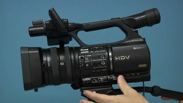 işlənmiş kondinsoner: Sony HVR-Z5 Profesyonal Kamera. Whatsapp aktivdir. 0508785580, Lens
