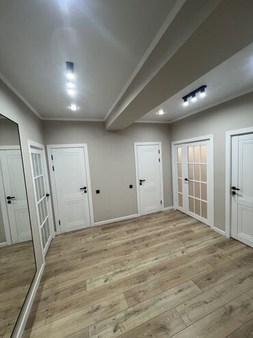 ищу квартиру цум: 2 комнаты, 73 м², Дизайнерский ремонт