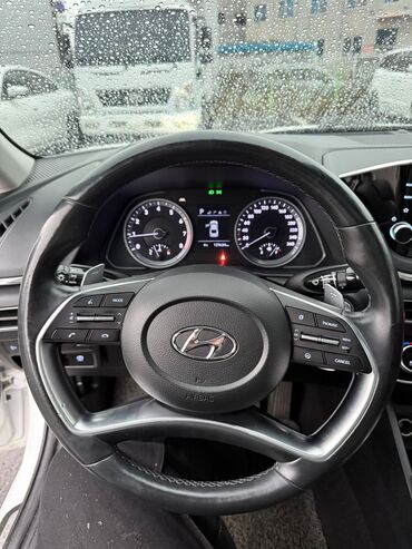 Hyundai: Hyundai Sonata: 2019 г., 2 л, Автомат, Газ, Седан — 12