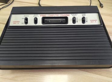 патефон цена: Продаю раритетную приставку Atari 2600 Полностью рабочий Игры внутри