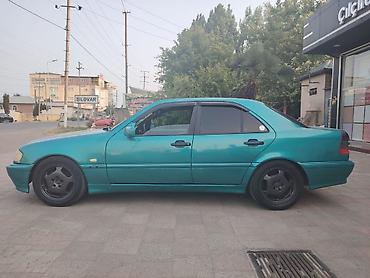 Mercedes-Benz: Mercedes-Benz C-Class W202 sedan yüngül kosmetik işderi var - Gövdə — 2