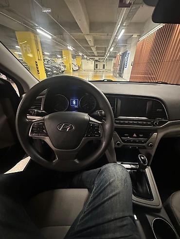 vossen disk: Hyundai Elantra: 2 l | 2018 il Sedan — 5