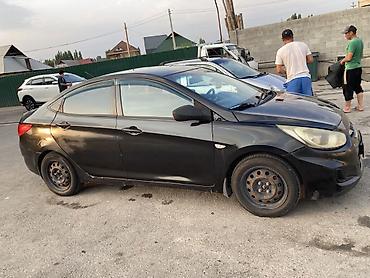 uni t автомобиль: Hyundai Solaris: 2011 г., 1.6 л, Автомат, Газ, Седан — 2