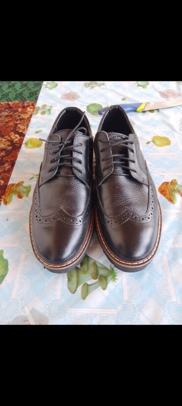 классический брюки мужские: Ботинки (туфли),жаны кожа,Баткен обл Кадамжайда