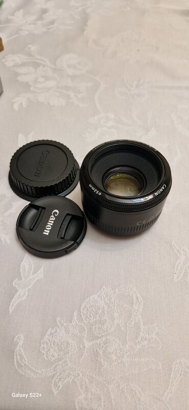 canon профессиональный фотоаппарат: Canon Linza 50 mm EF 1.8 II Çox az işlənilib. Səliqəlidir, cızığı