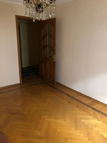 Digər kommersiya daşınmaz əmlakı: 28 may metrosuna yaxin amerika sefirliyine yaxin yerləşən 4 otaqli — 5