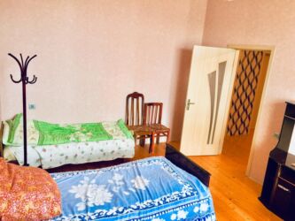 Uzunmüddətli kirayə mənzillər: Geniş və işıqlı mənzil – tam mebel və əsas məişət avadanlıqları ilə - — 5