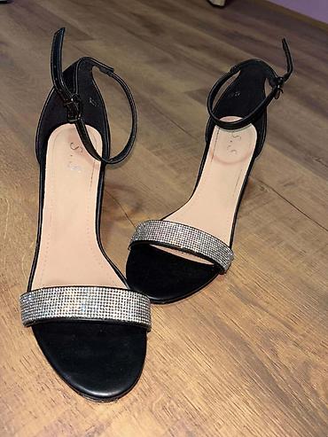 mary jane cipele: Elegantne ženske sandale na štiklu Br 38 2000din uplata pa slanje - — 1