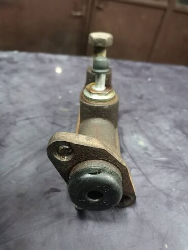 Auto delovi: Gornji cilindar kvacila Lada 7, Lada Niva br.1 Polovno, očuvano — 4